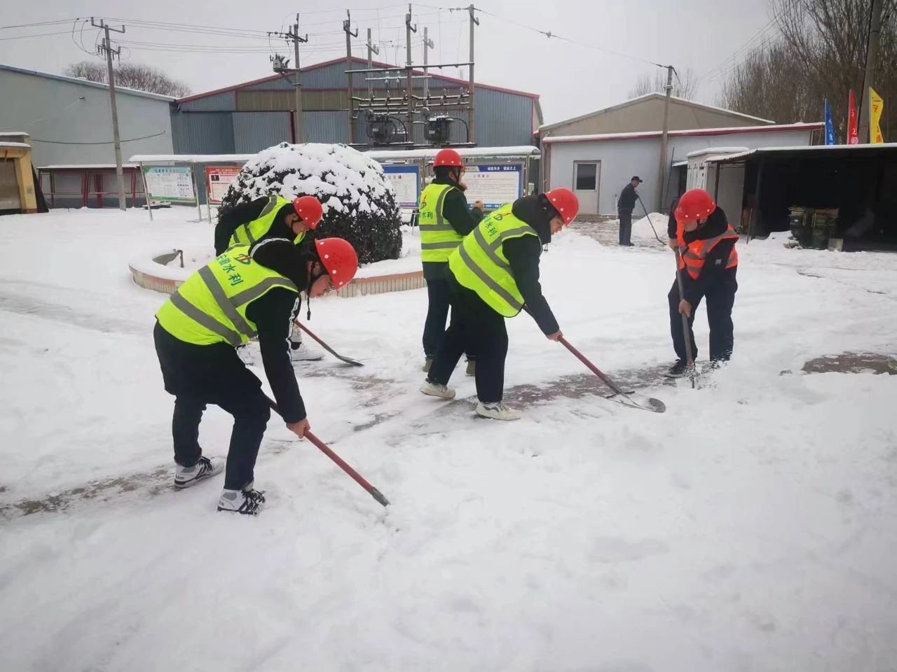 1703041679233324.jpg 坚守5.jpg