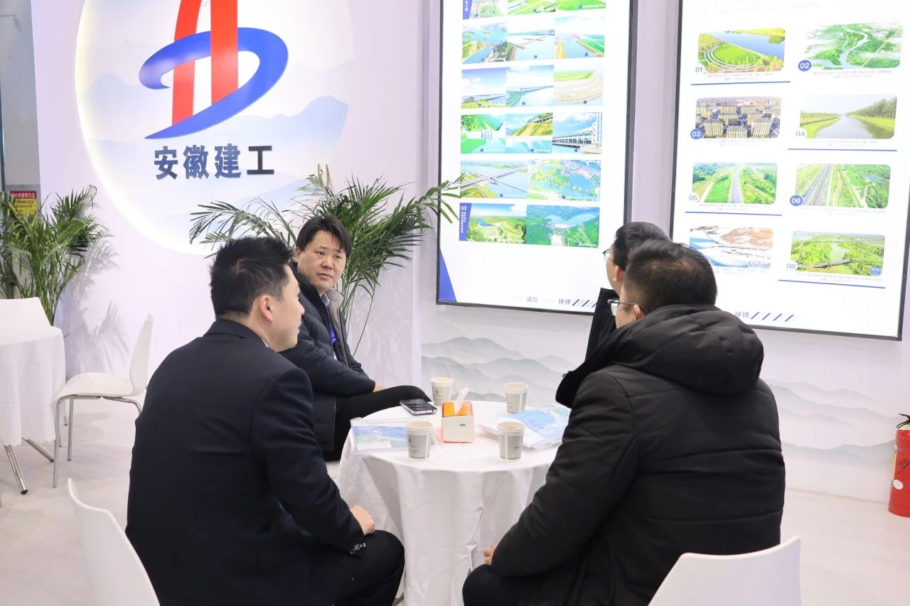 1704444881782416.jpg 推介会3.jpg