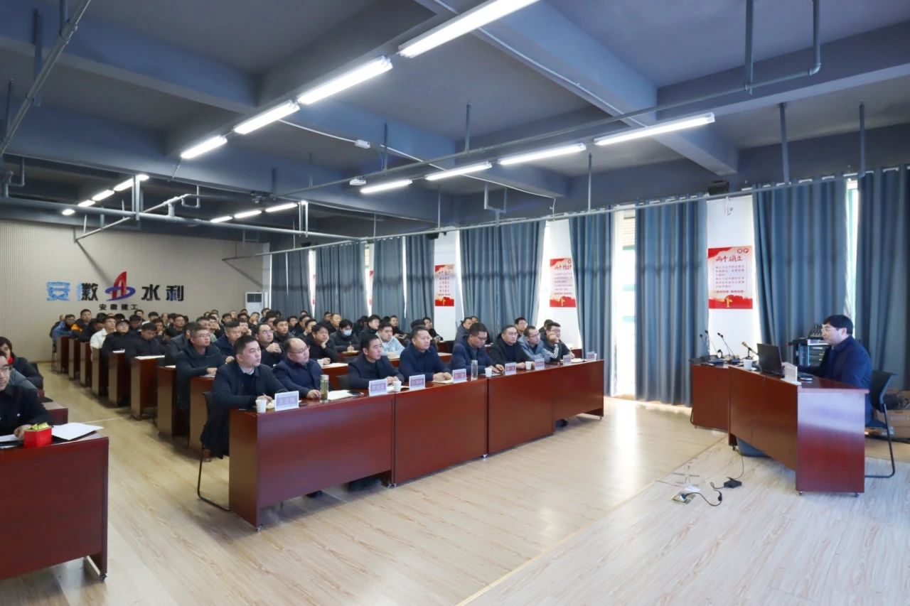 1706581503434525.jpg 座谈1.jpg