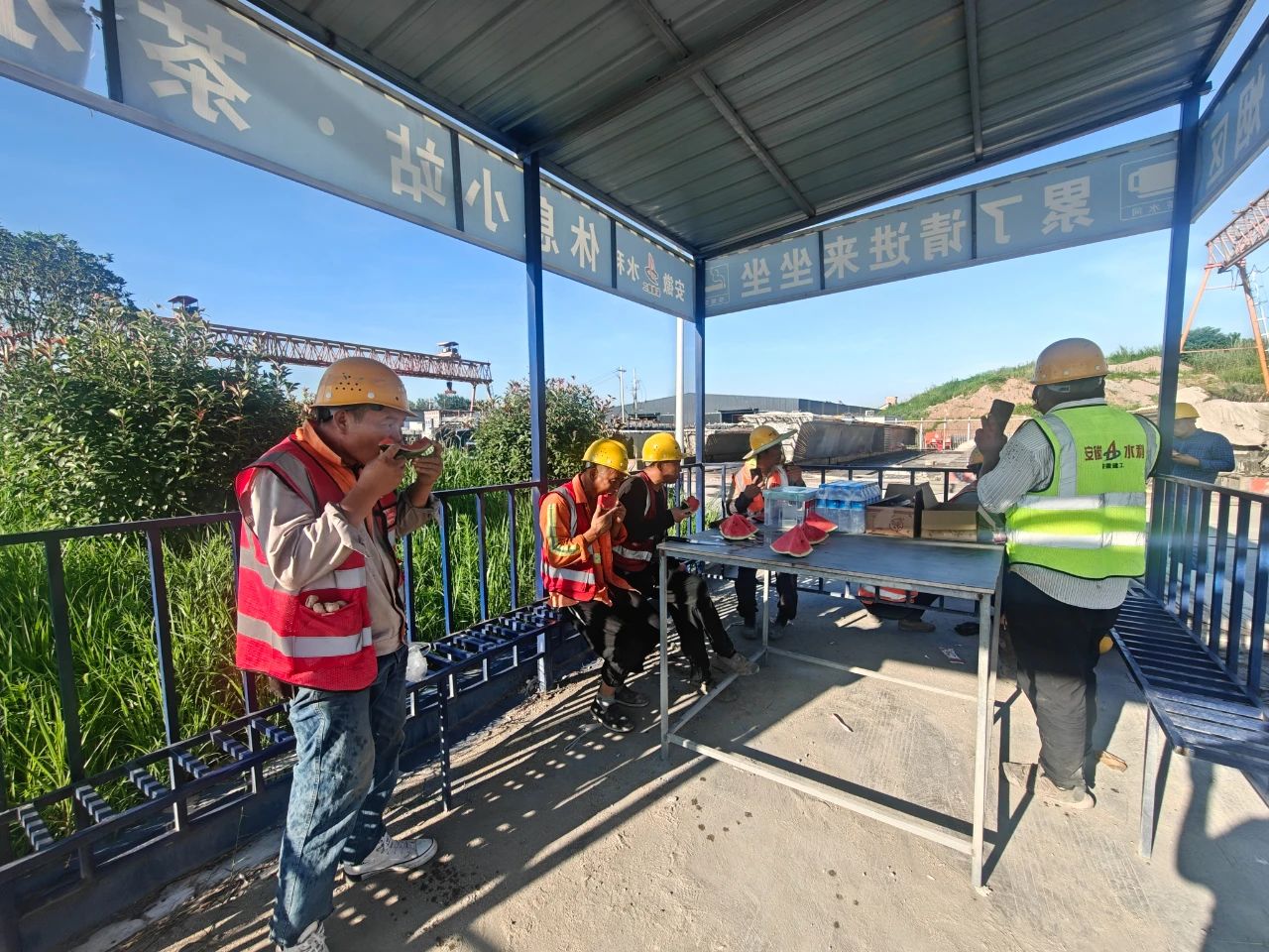 1751938889284655.jpg 22.jpg